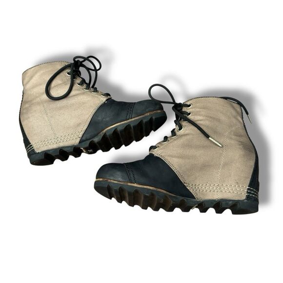 Sorel PDX Wedge Bootie Black Tan Leather Canvas Waterproof Lace Up Women's Sz 9 - Picture 6 of 10